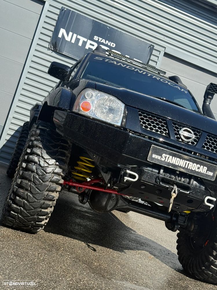 Nissan Pick Up - 32