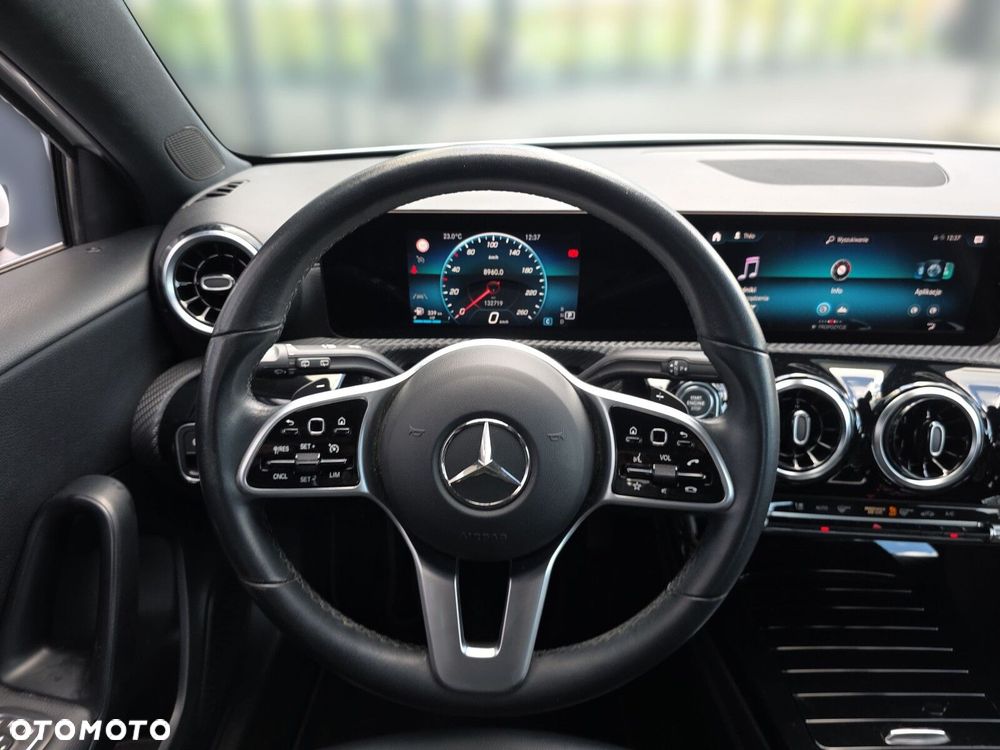 Mercedes-Benz Klasa A 200 Style 7G-DCT - 13