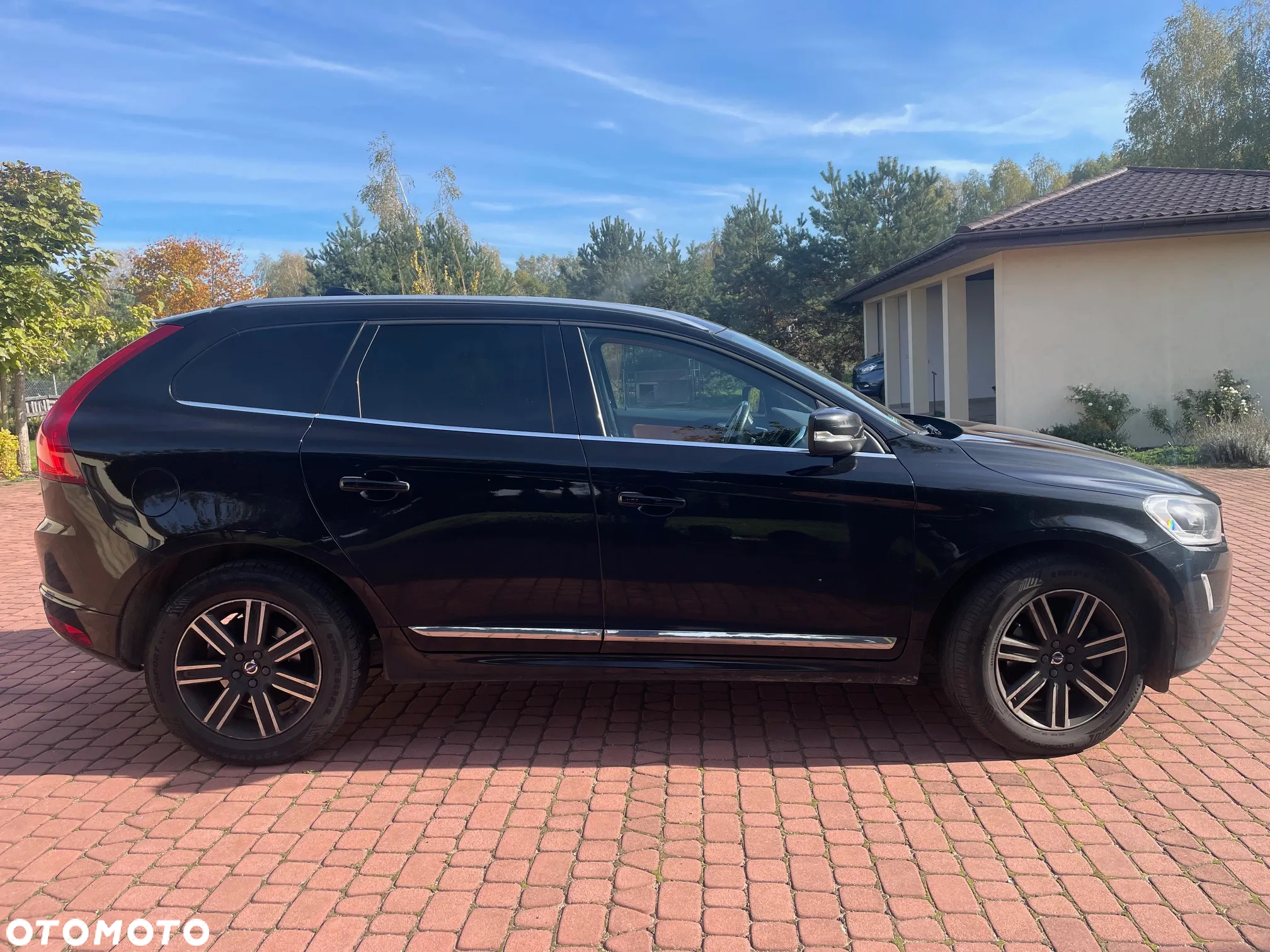 Volvo XC 60 D4 AWD Summum - 4