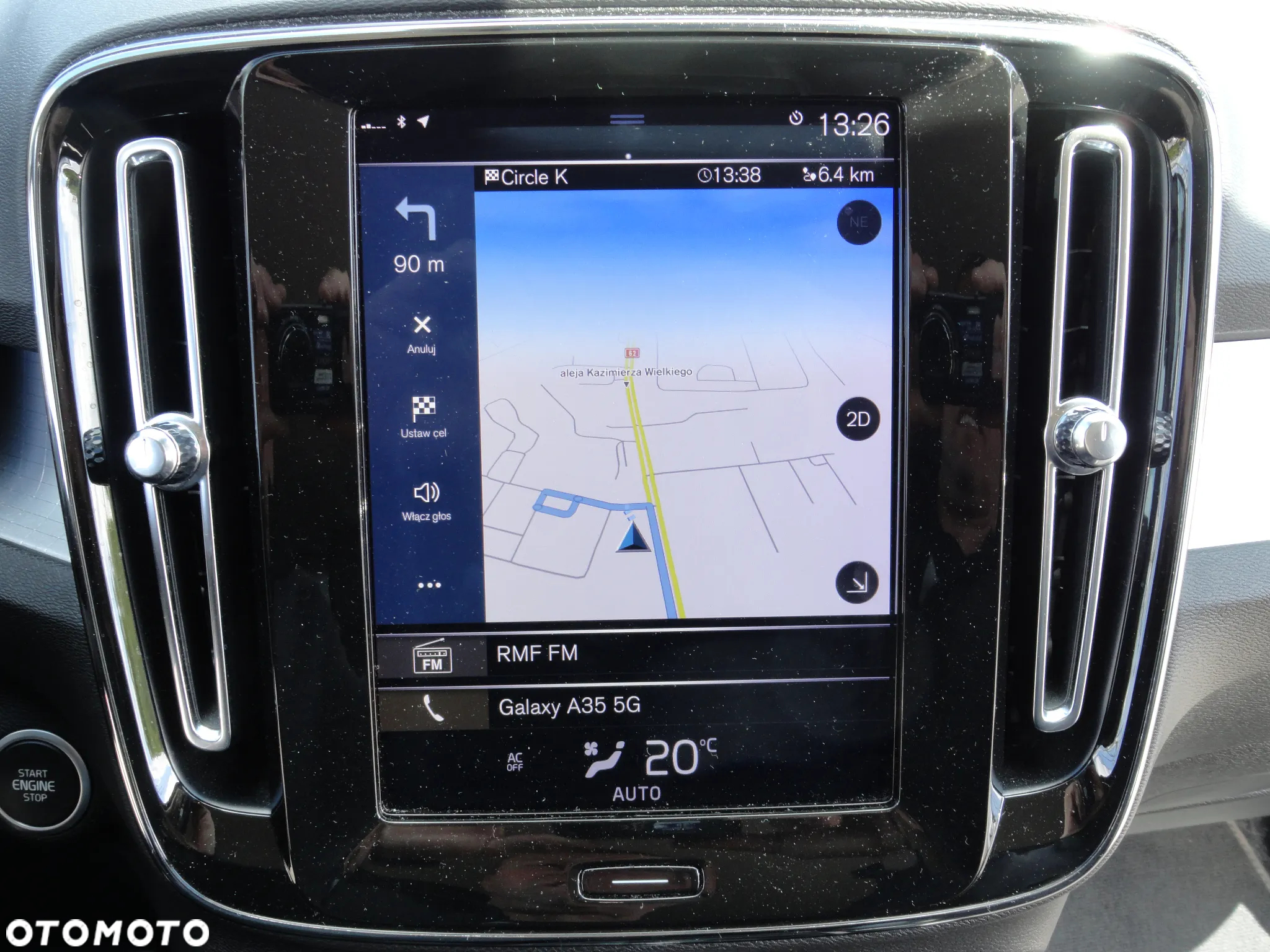 Volvo XC 40 D3 SCR Momentum Core - 17