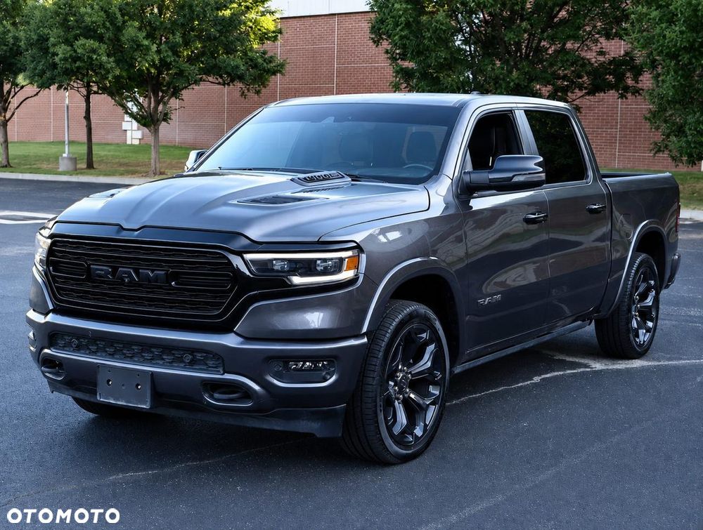 RAM 1500 Crew Cab Shortbed Limited - 31