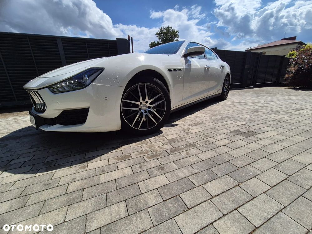 Maserati Ghibli S GranLusso - 8