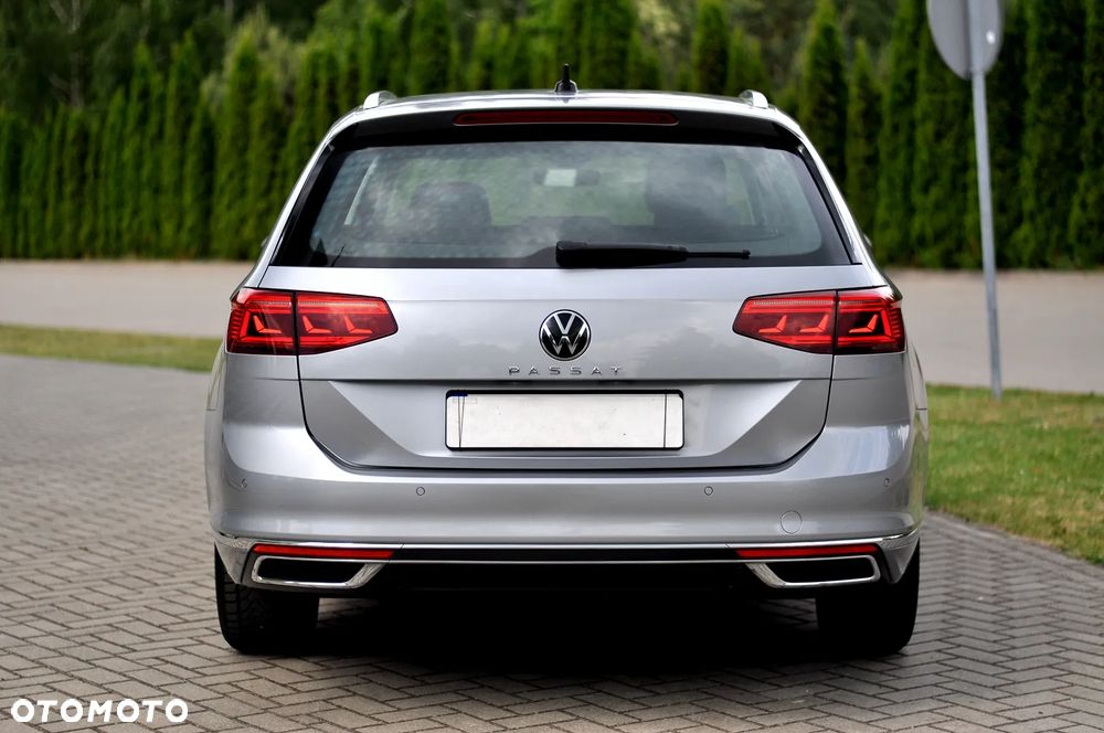 Volkswagen Passat 2.0 TDI EVO Elegance DSG - 10