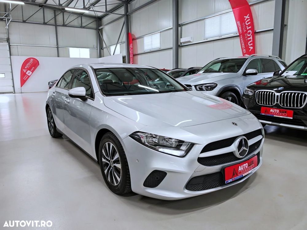 Mercedes-Benz A 180 d Sedan 7G-DCT - 3