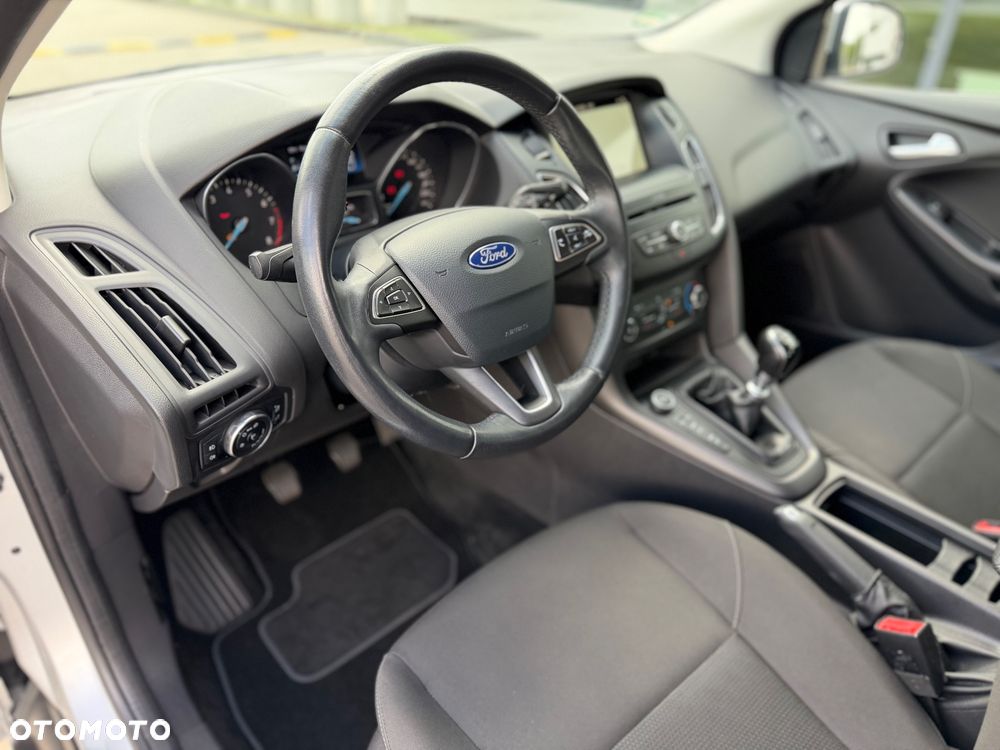 Ford Focus 1.0 EcoBoost Titanium Business - 8