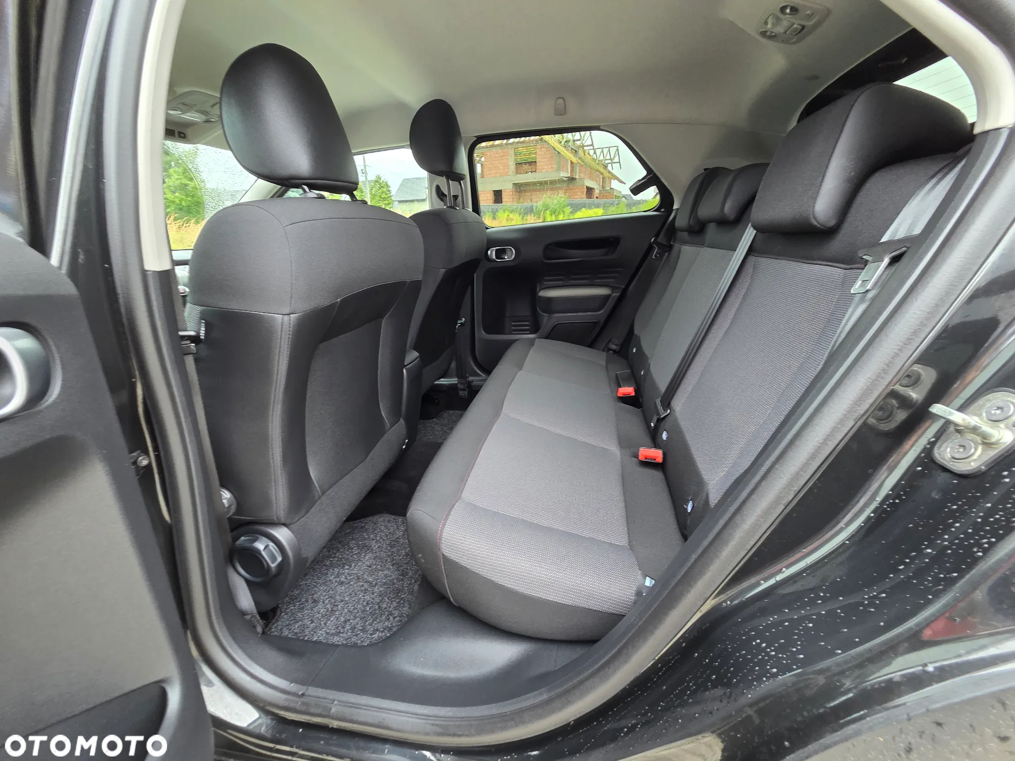 Citroën C4 Cactus 1.2 PureTech Live S&S - 17