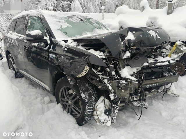 Mitsubishi Outlander Intense + - 1