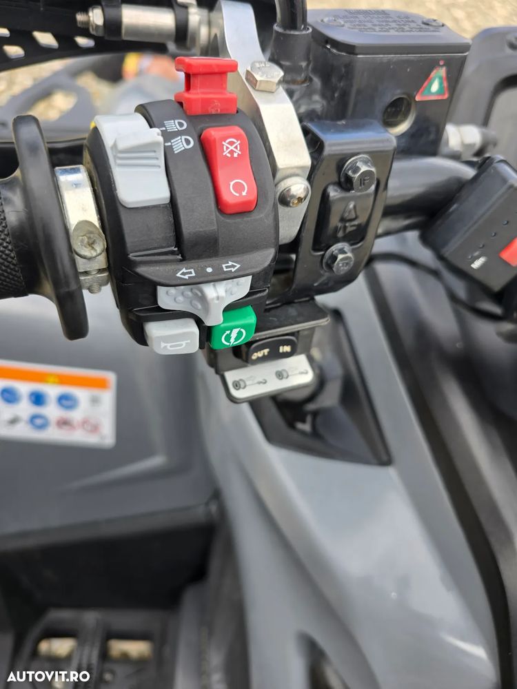 Can-Am Outlander Max - 17