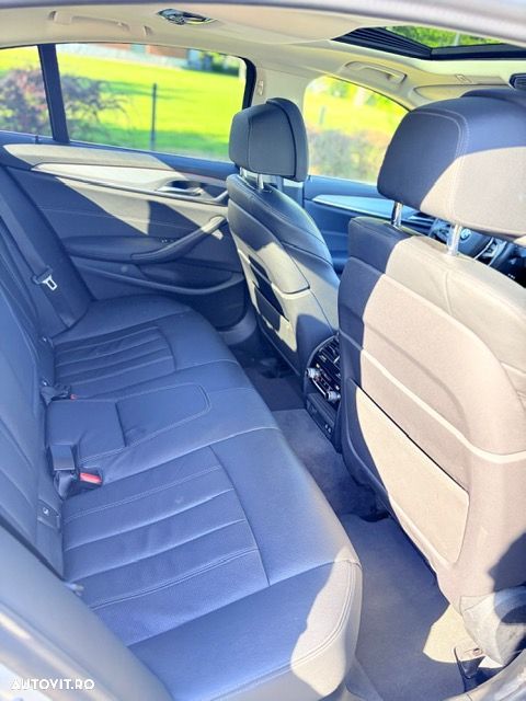 BMW Seria 5 520d AT MHEV - 27
