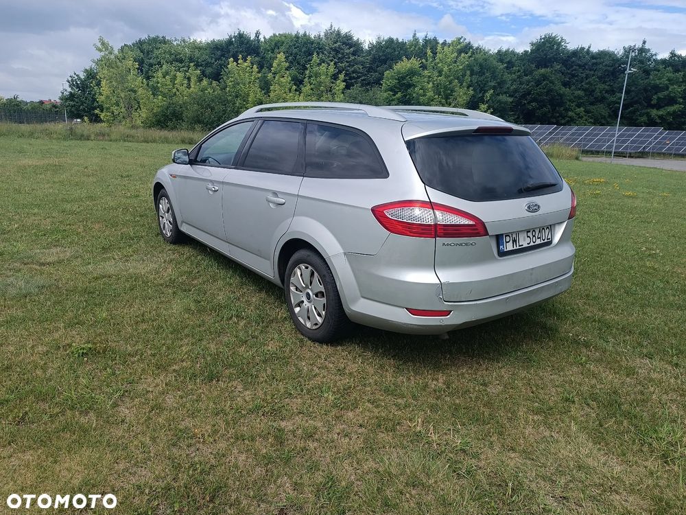 Ford Mondeo 2.0 TDCi ECOnetic Ambiente - 4