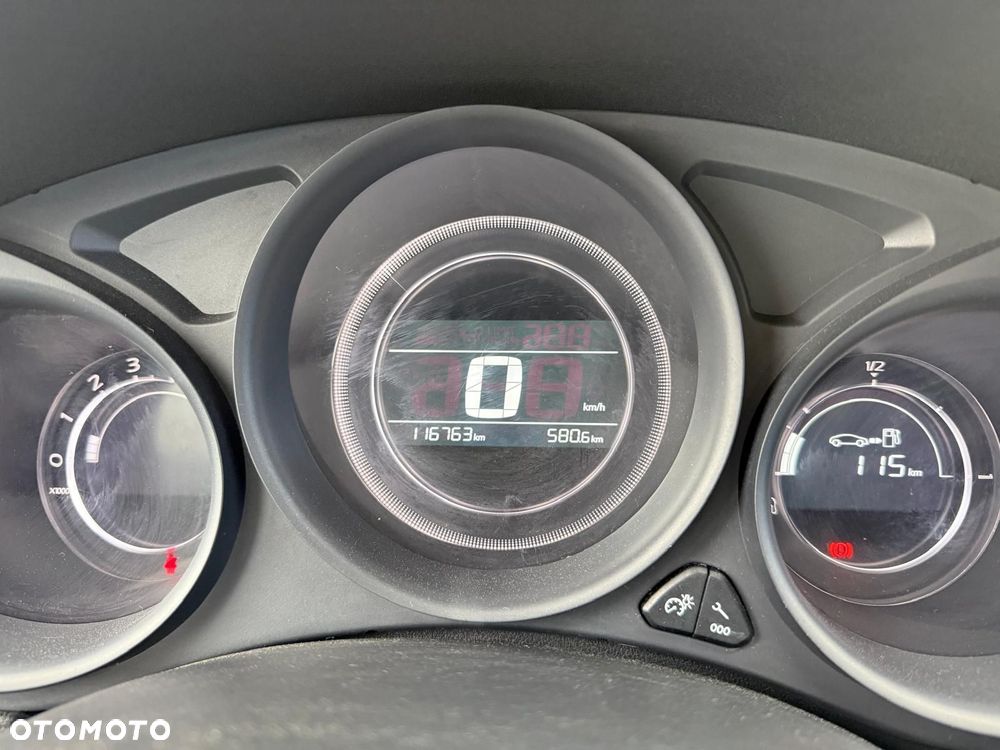 Citroën C4 1.2 PureTech Feel - 23