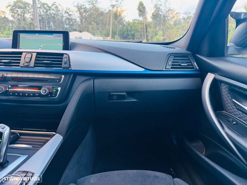BMW 320 d Auto Pack M - 29