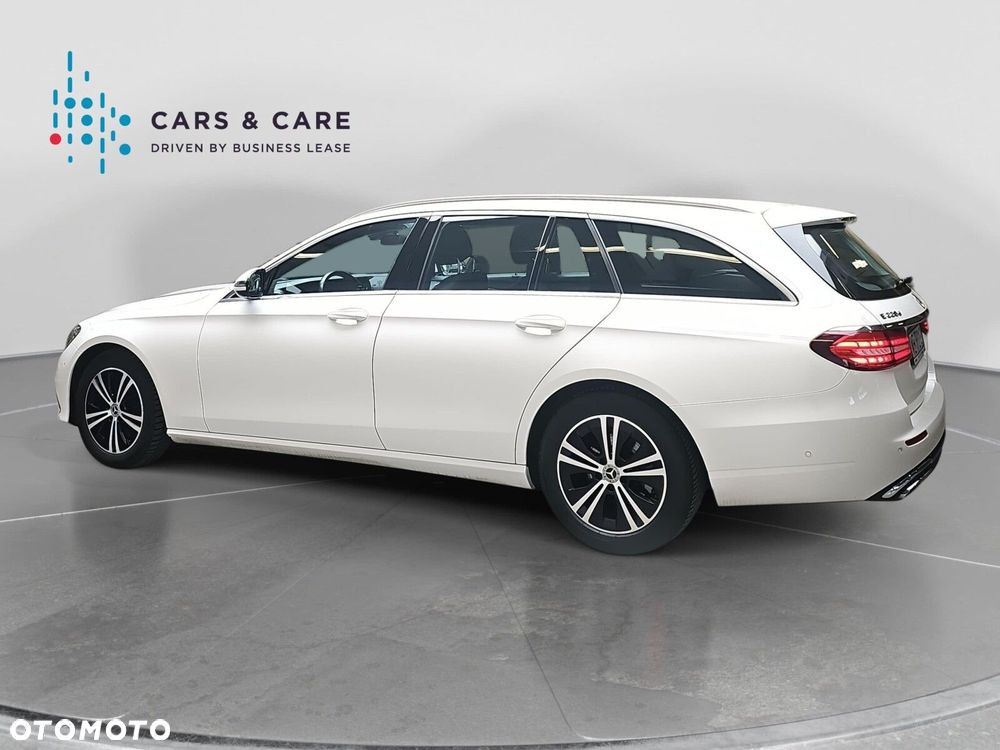 Mercedes-Benz Klasa E 220 d 4-Matic - 28