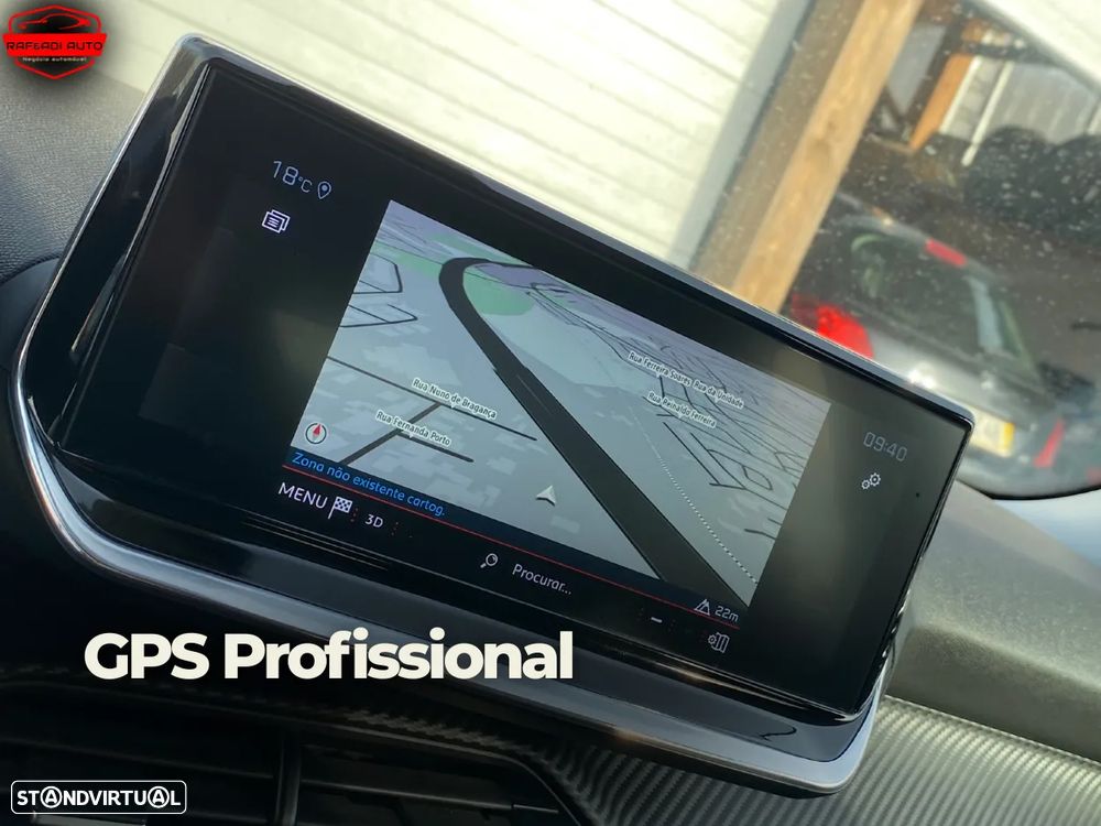 Peugeot 2008 1.2 PureTech Allure - 22