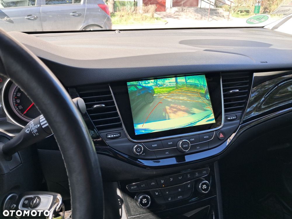 Opel Astra - 38