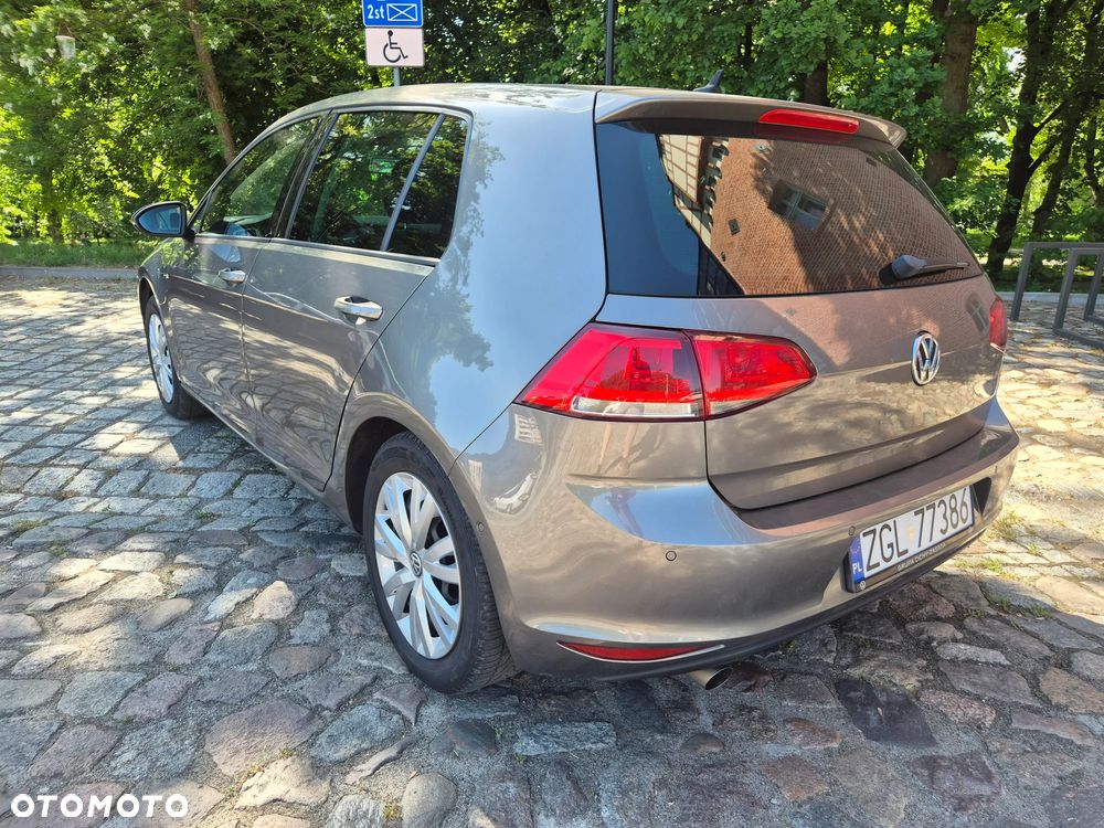 Volkswagen Golf 1.6 TDI BlueMotion Technology DSG Lounge - 3