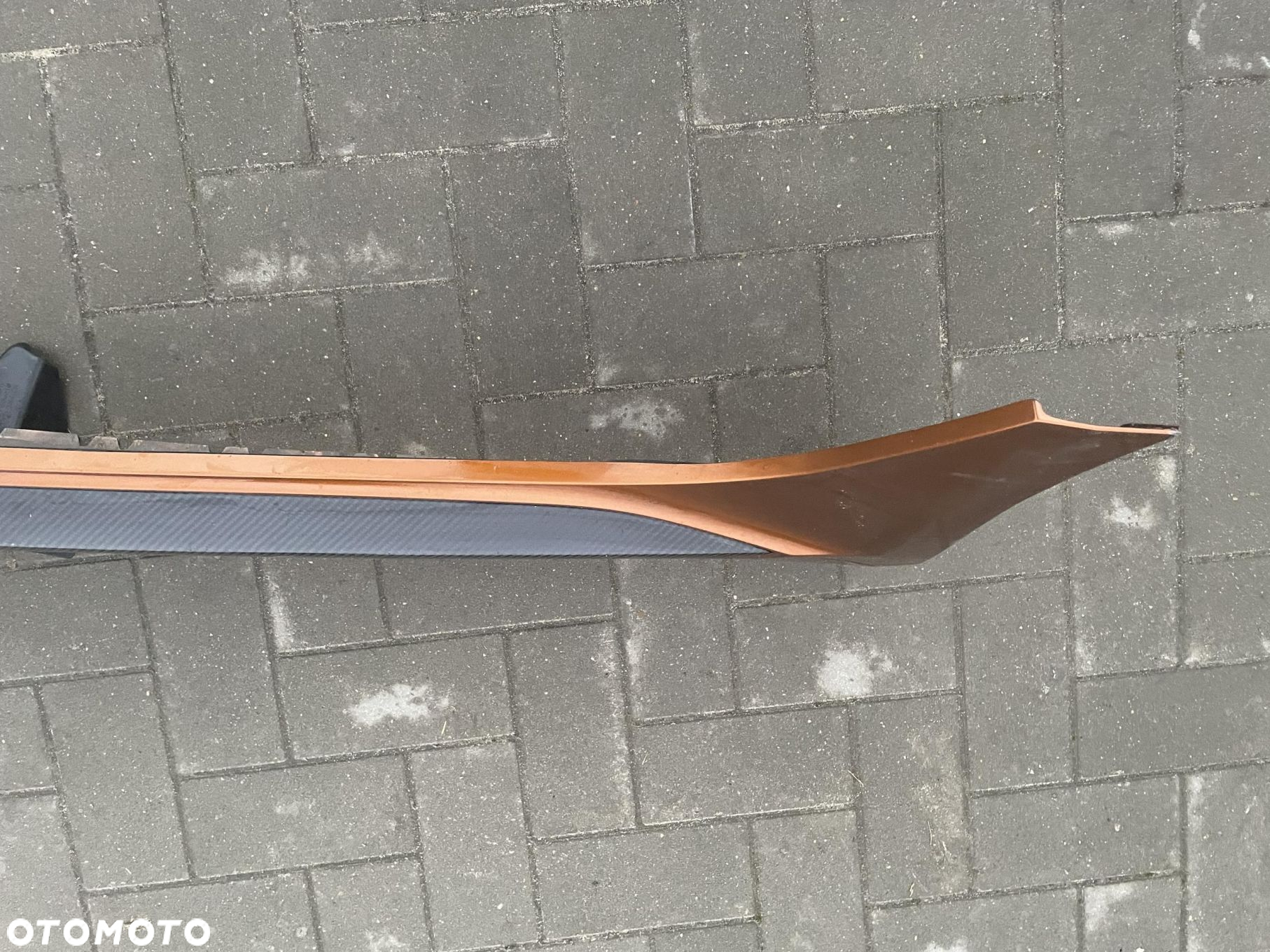 AUDI RS4 B9 LIFT LISTWA PROGOWA LEWA - 13