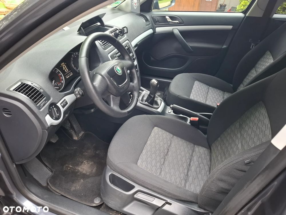 Skoda Octavia - 5