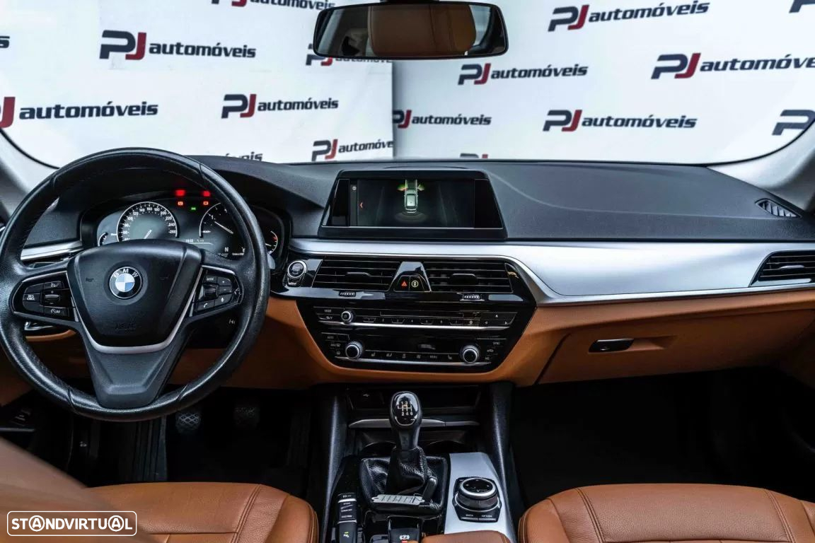 BMW 520 d Touring Luxury Line - 7