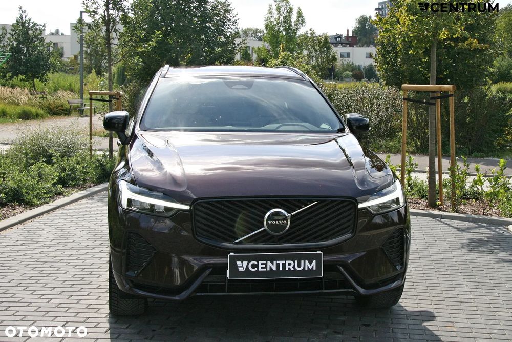 Volvo XC 60 B5 B AWD Plus Dark - 3