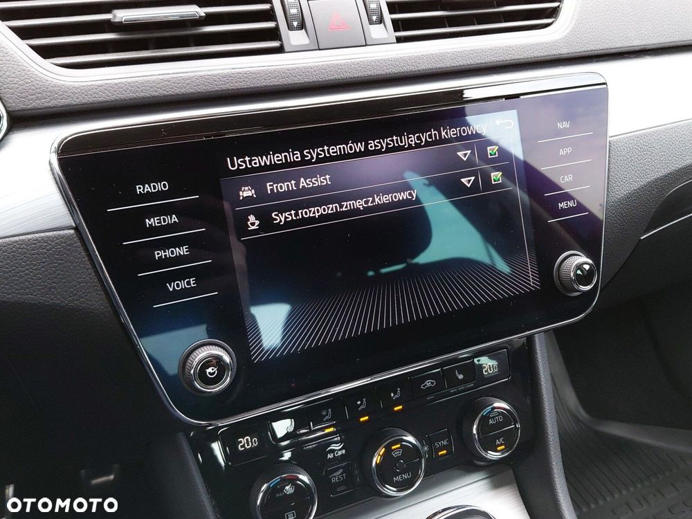 Skoda Superb 1.5 TSI Ambition DSG - 33