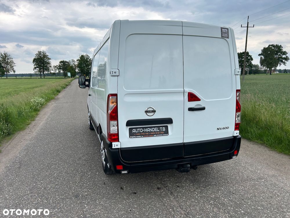 Nissan NV400 - 10