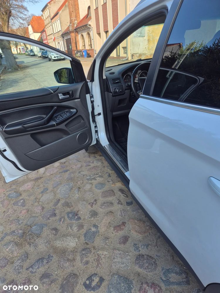 Ford Kuga 2.0 TDCi Individual MPS6 - 21