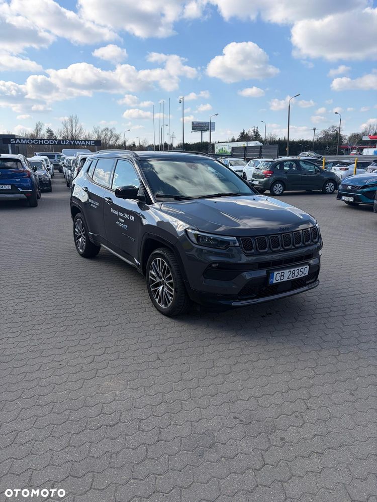 Jeep Compass - 4