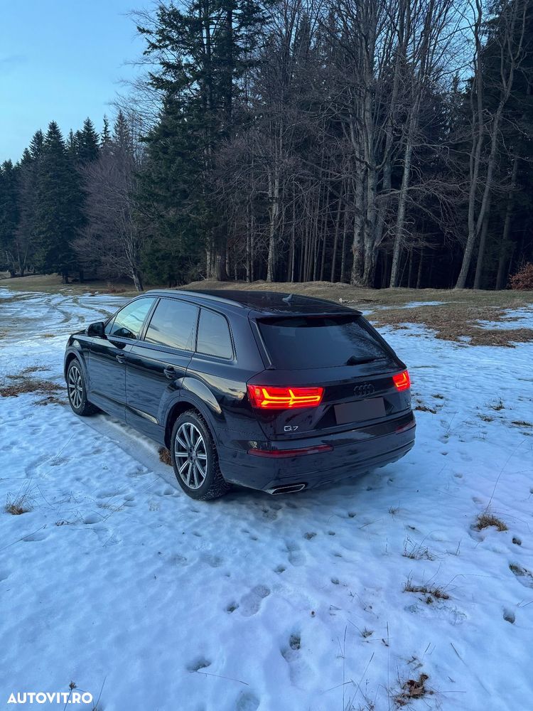 Audi Q7 - 12