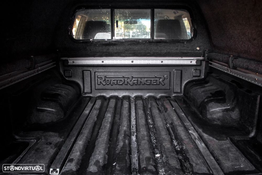 Nissan Navara 2.5 dCi CD SE AT 4WD - 30