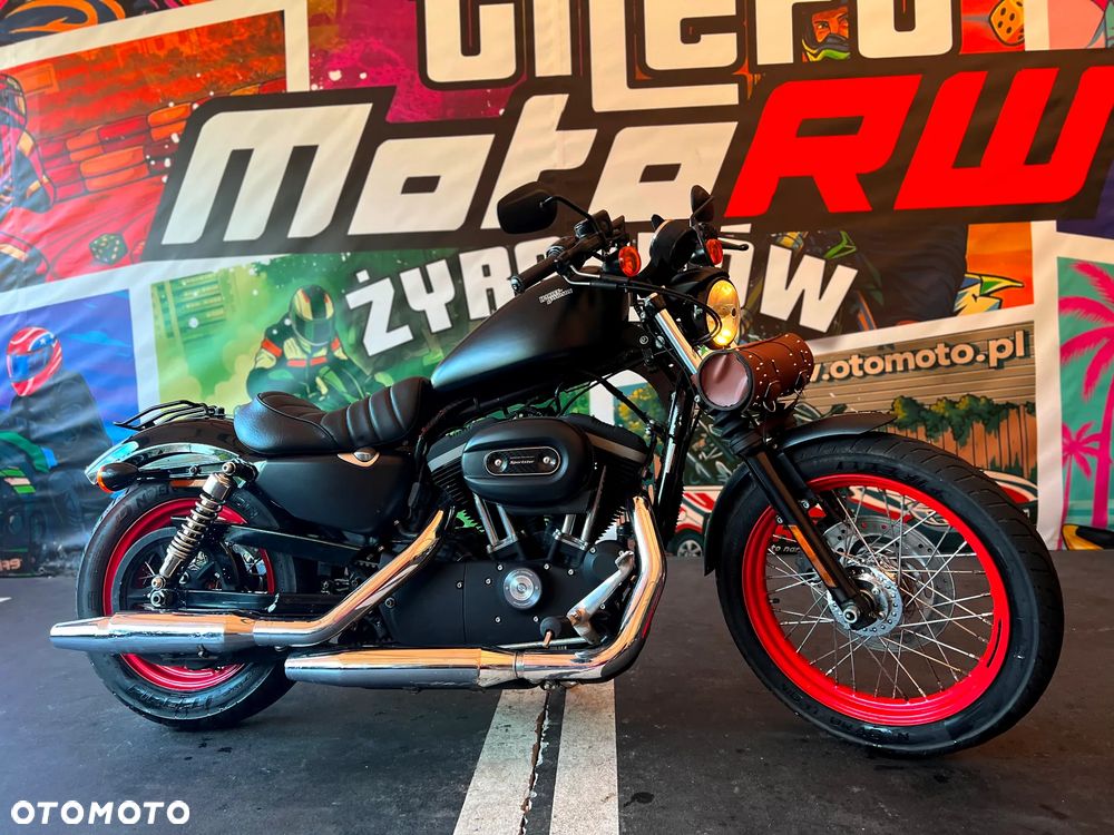 Harley-Davidson Sportster Iron 883 - 32