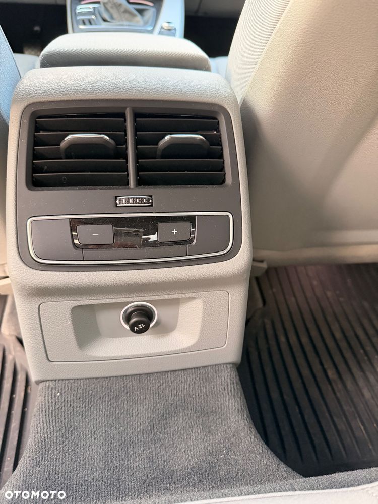 Audi A4 Limousine 35 TFSI - 13