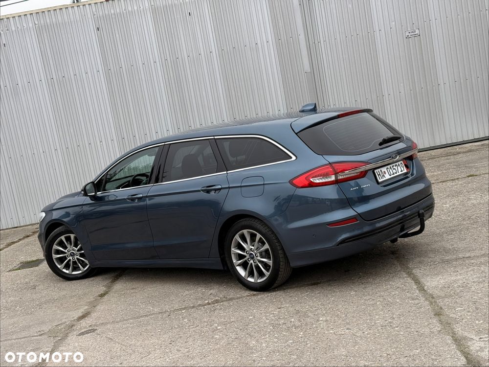 Ford Mondeo 2.0 EcoBlue Titanium - 28