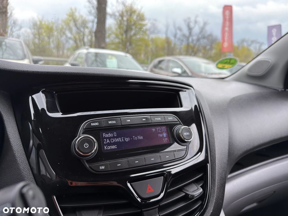 Opel Karl 1.0 Cosmo S&S - 24