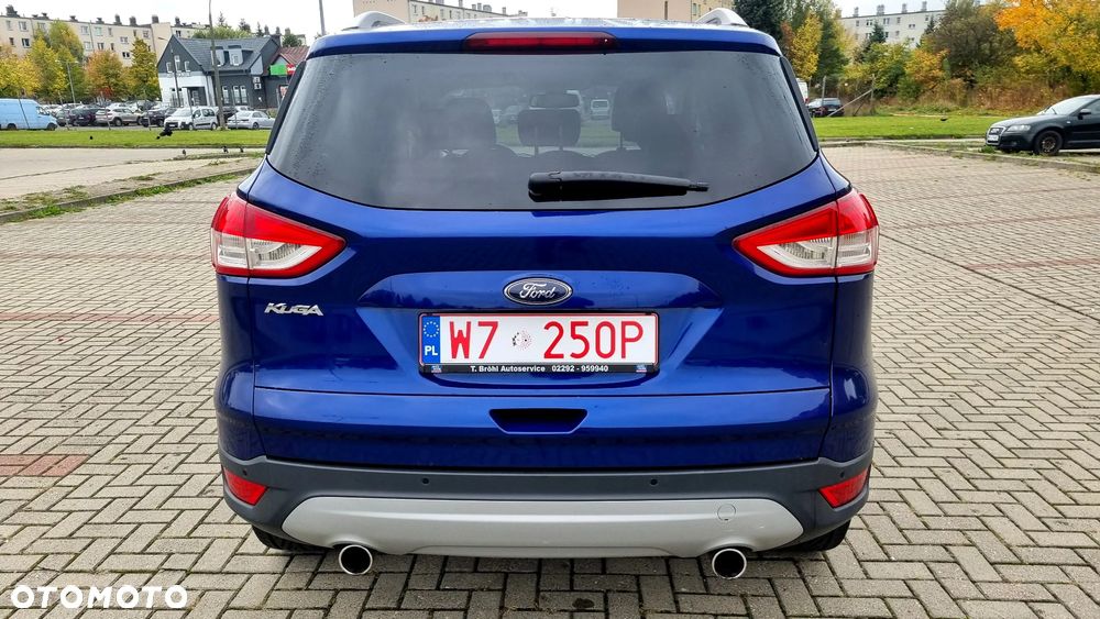 Ford Kuga 2.0 TDCi 2x4 Titanium - 6