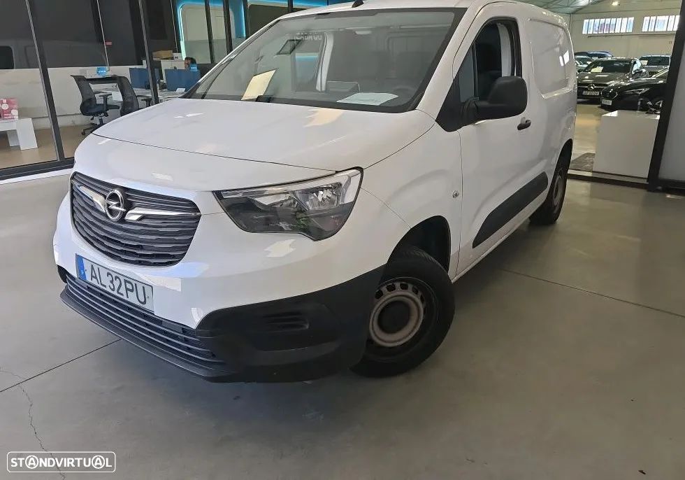 Opel COMBO 3 LUG. CX.6V. - 1