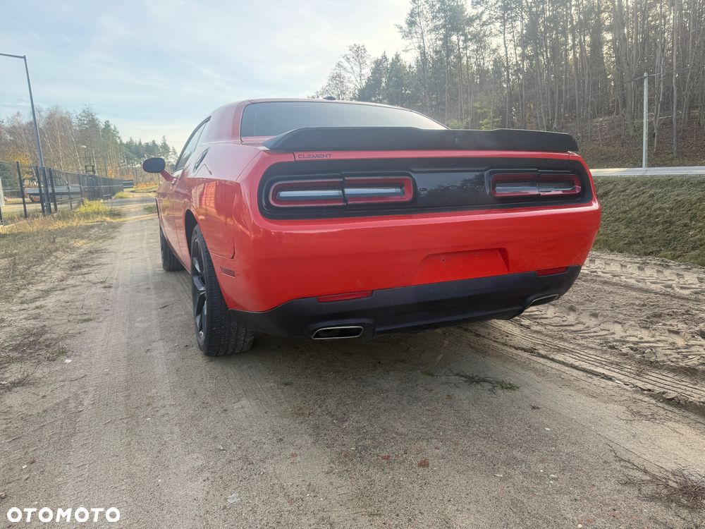 Dodge Challenger ver-automatik-sxt-plus - 13