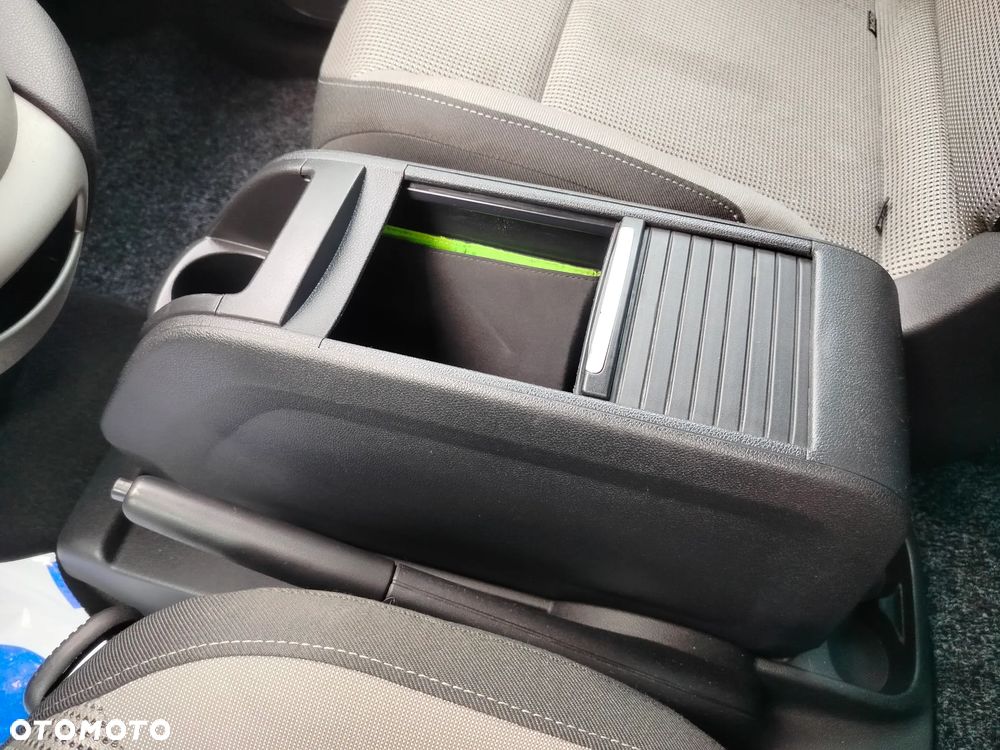 Peugeot Partner - 21