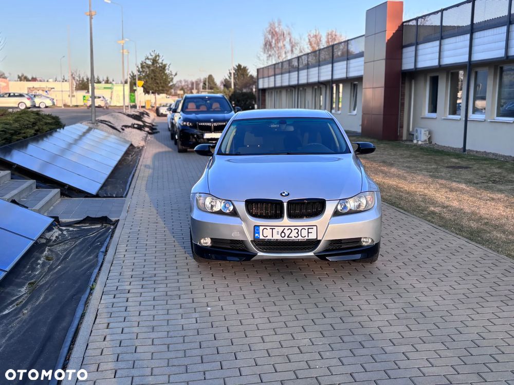 BMW Seria 3 320d - 5
