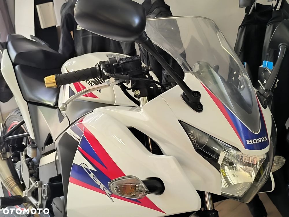 Honda CBR - 13