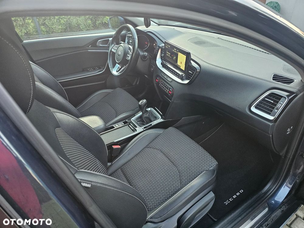 Kia XCeed 1.6 CRDi EDITION 7 - 15