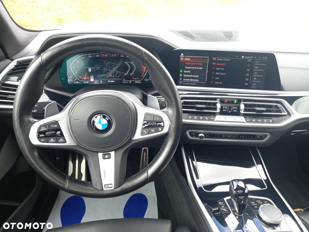 BMW X7 - 12