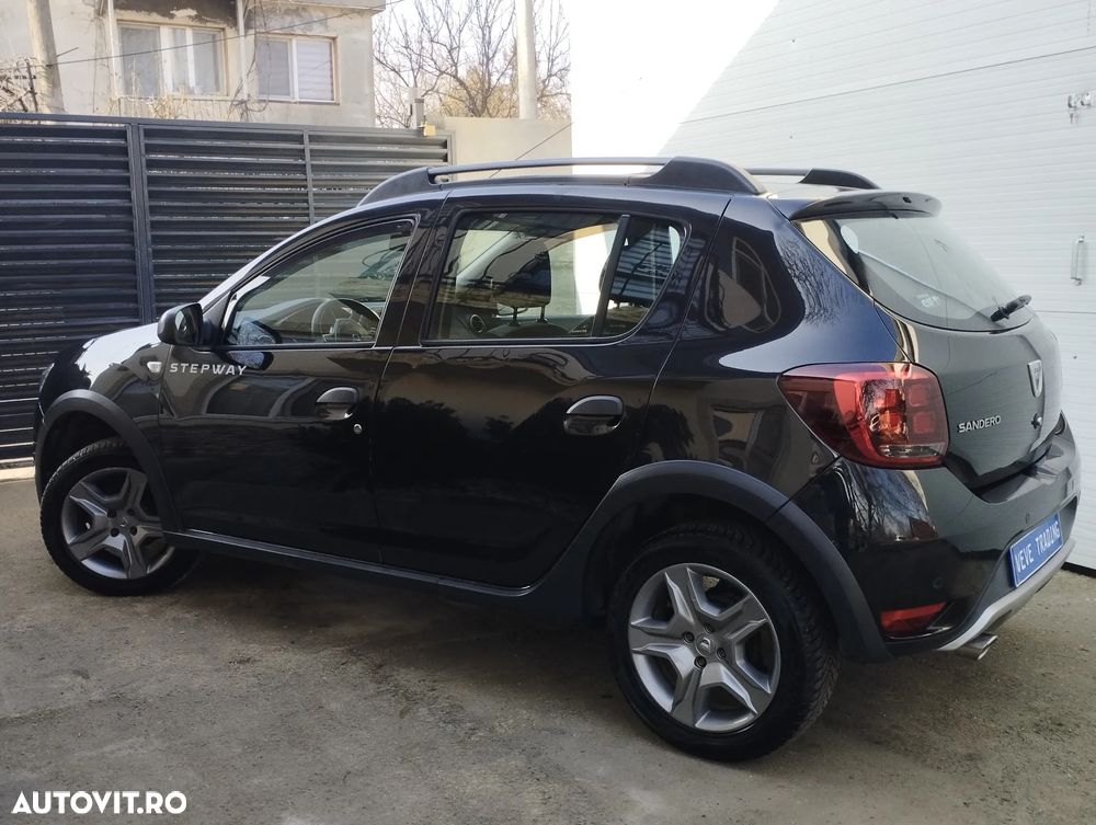 Dacia Sandero Stepway TCe 90 MT6 Comfort - 4
