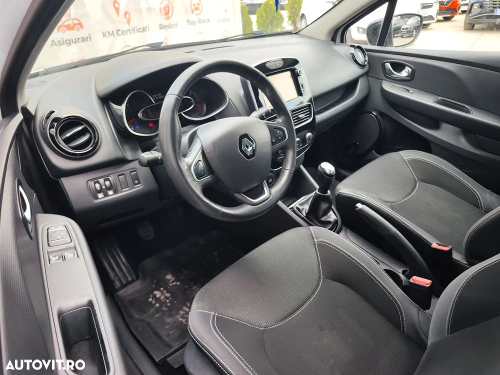 Renault Clio - 9