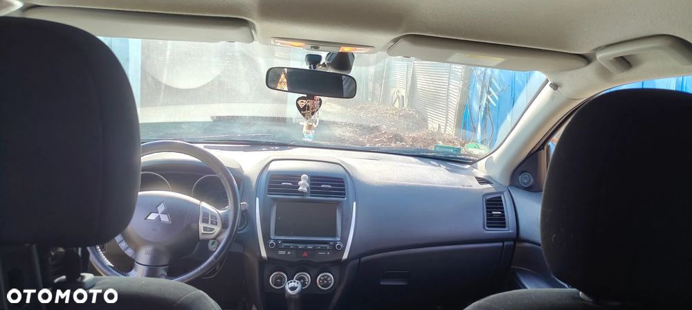 Mitsubishi ASX 1.6 Inform - 8