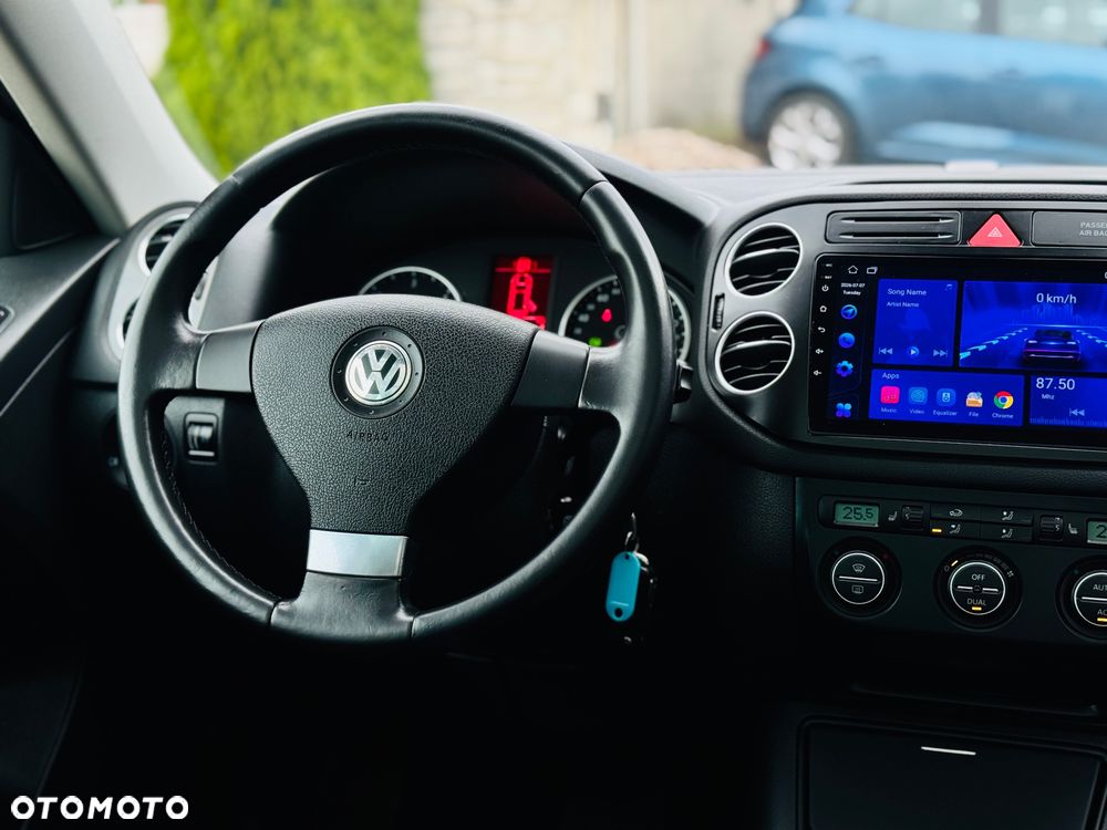 Volkswagen Tiguan 2.0 TDI DPF 4Motion DSG Sport & Style - 20
