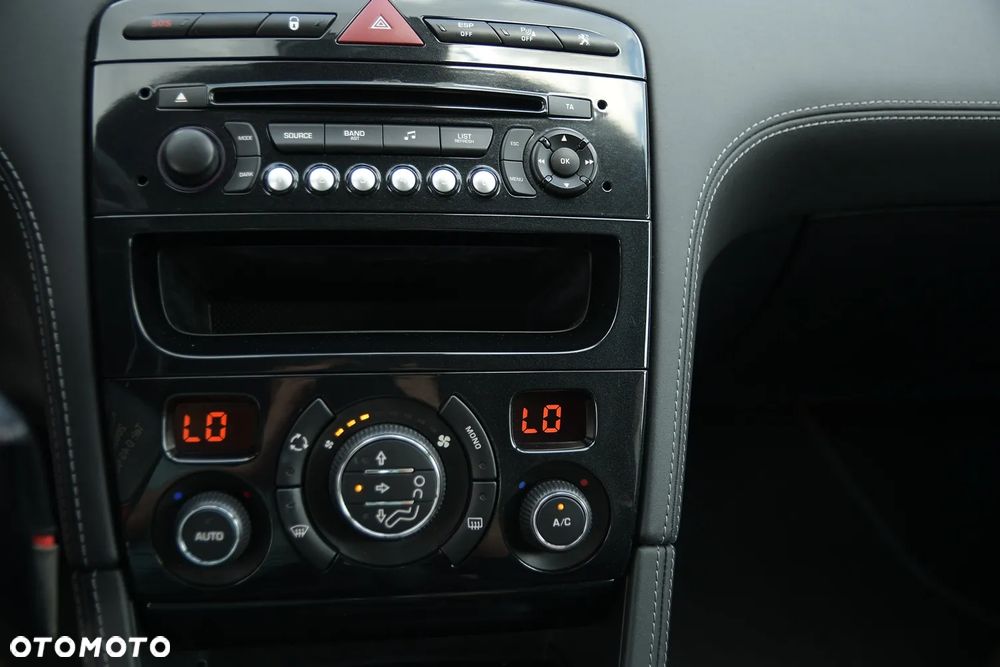 Peugeot RCZ 2.0 HDi - 30
