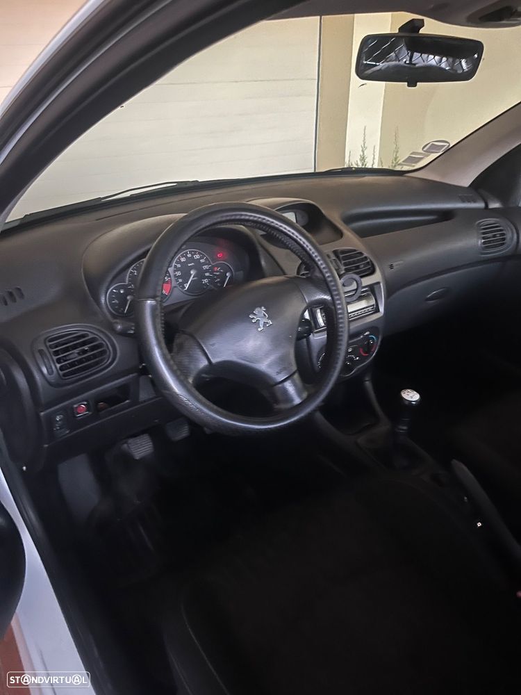 Peugeot 206 2.0 HDi XS - 5