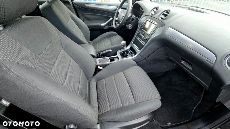 Ford Mondeo 2.0 TDCi Titanium X - 22