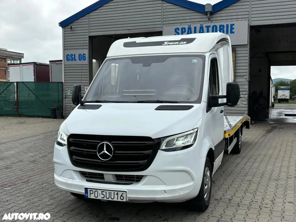 Mercedes-Benz Sprinter - 12